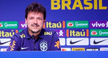Fernando Diniz é apresentado como novo treinador da Seleção Brasileira